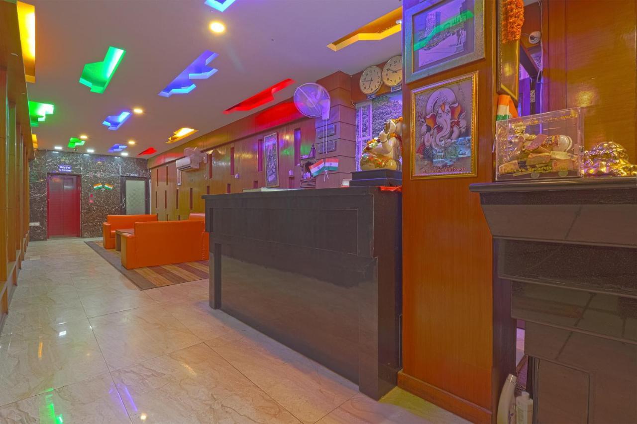 Oyo 834 Shree Balaji Hotel Faridábád Kültér fotó