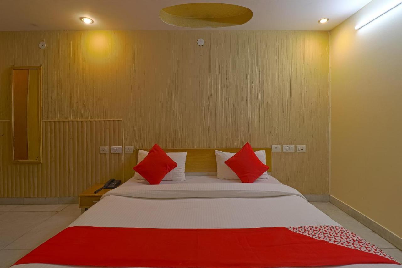 Oyo 834 Shree Balaji Hotel Faridábád Kültér fotó